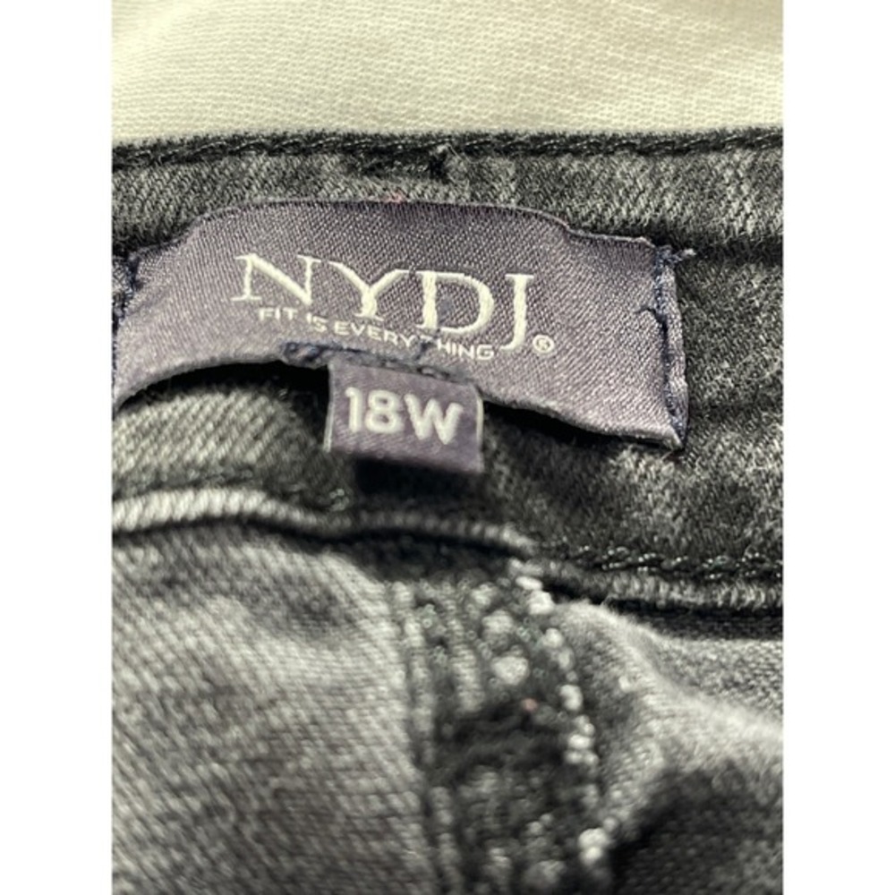 NYDJ Gray Wash Denim Jeans Distressed Hem Casual‎ Everyday Wear - Picture 3 of 9